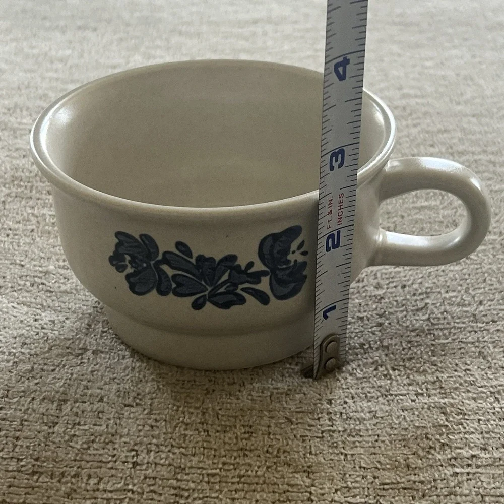 Pfaltzgraff Yorktowne‎ Vintage Stoneware Coffee Tea Cup Cottage Core